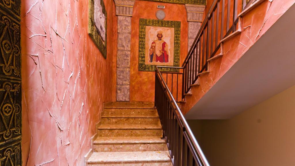 Nadejda Hotel Sofia Esterno foto
